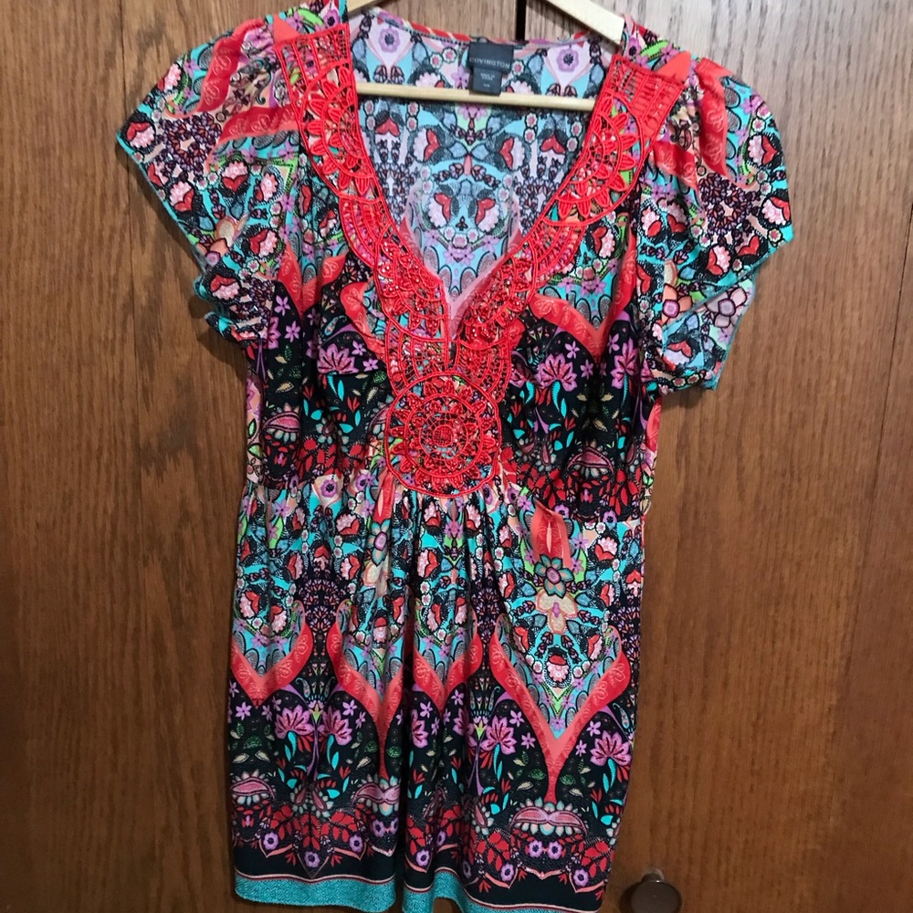 Covington Size Large Multicolor Floral Top Shirt Blouse with Red Details Print